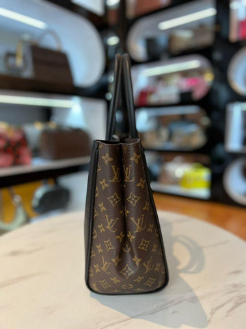 LOUIS VUITTON Monogram Calfskin Kimono MM Tote Bag - Reeluxs 