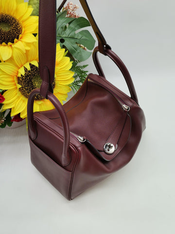 Hermes Lindy 30 Veau Evercolor Bordeaux Bag - Reeluxs 