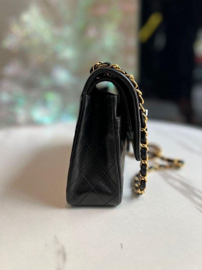Chanel Vintage Black Quilted Lambskin Classic Medium - Reeluxs 