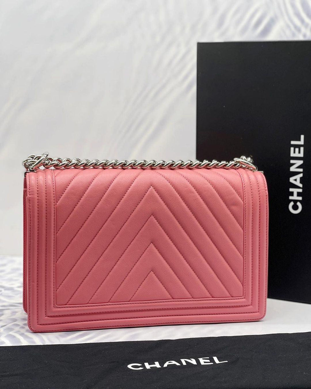 Chanel Boy New Medium Chevron Lambskin Leather Bag -full Set- - Reeluxs 