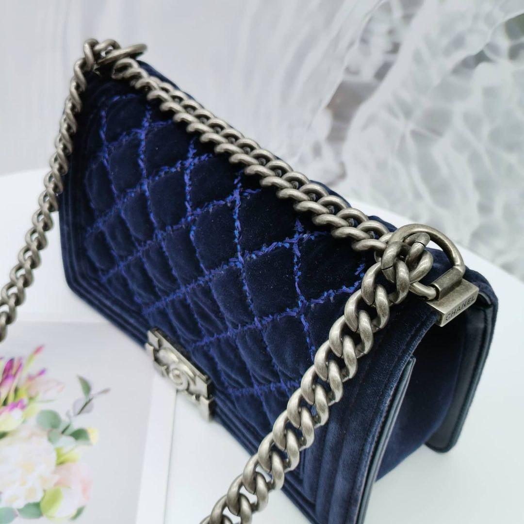 Chanel Velvet Boy Flap Bag-full Set- - Reeluxs 