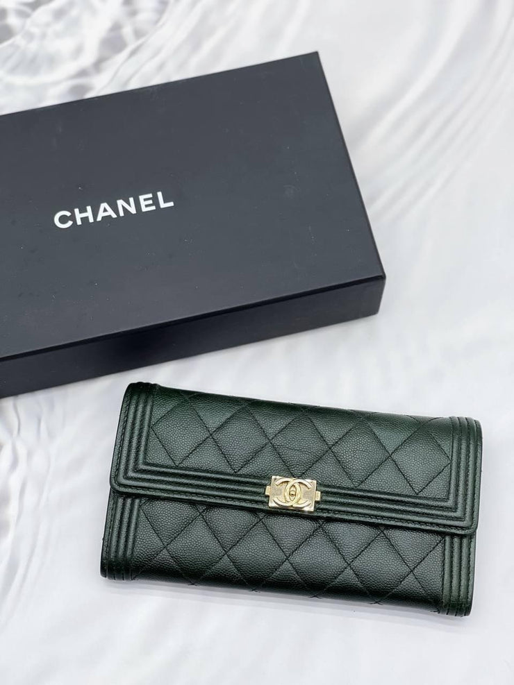 Chanel - Boy Chanel Grained Calfskin Flap Card Holder