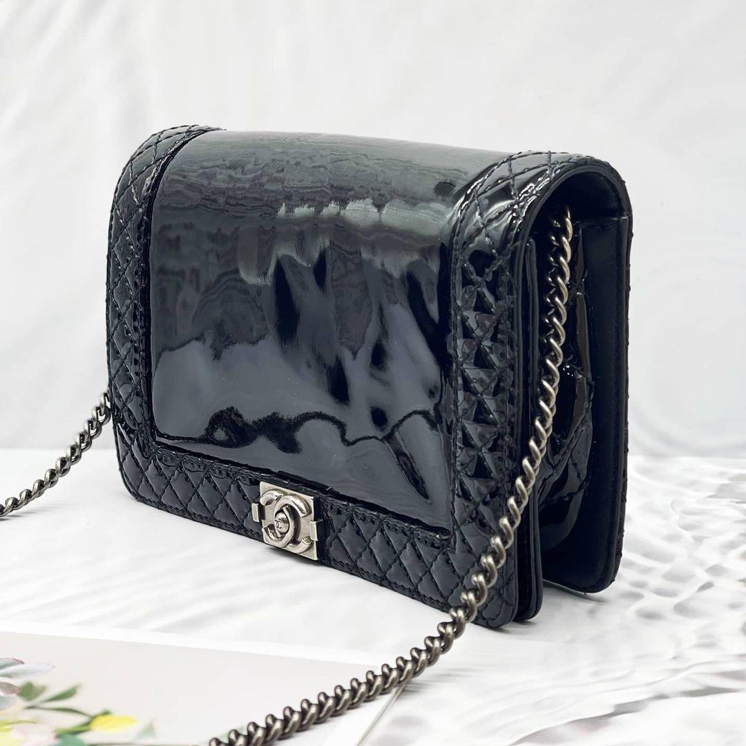 Chanel Boy Small Flap Bag - Reeluxs 