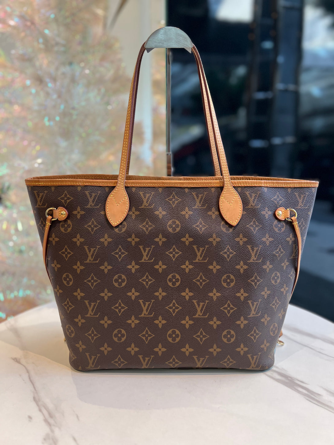 Louis Vuitton Monogram Neverfull MM Cerise Red Interior - Reeluxs 