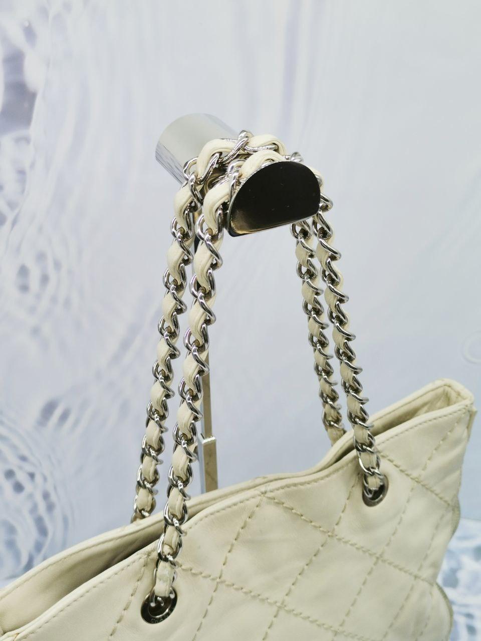 Chanel Silver Chain Shoulder Bag - Reeluxs 