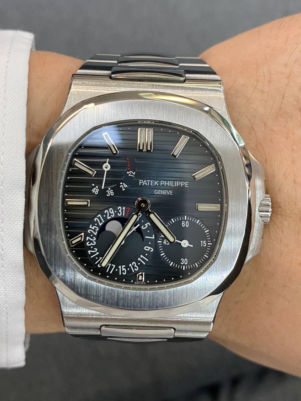 Patek Philippe Nautilus 5712a Watch - Reeluxs 