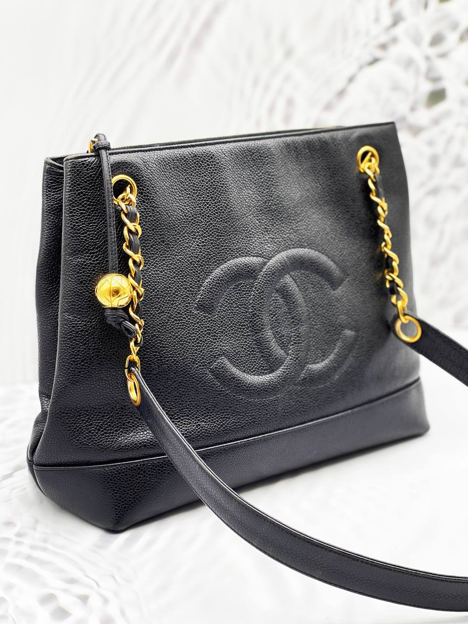 Chanel Vintage Cc Caviar Leather Shoulder Bag